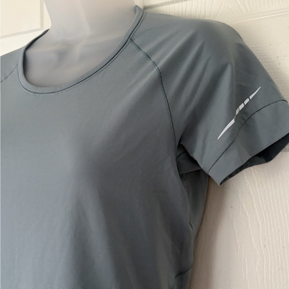 Arc’teryx Top Shirt Motus Crew Tee Shirt size XS - Picture 5 of 12